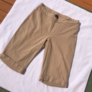 HUE SHORTS